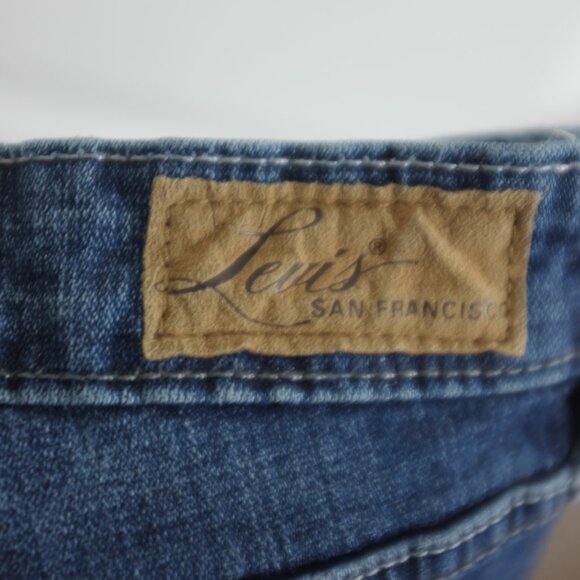 Levis blue Demi Curve classic straight leg 10/30 - Picture 4 of 10